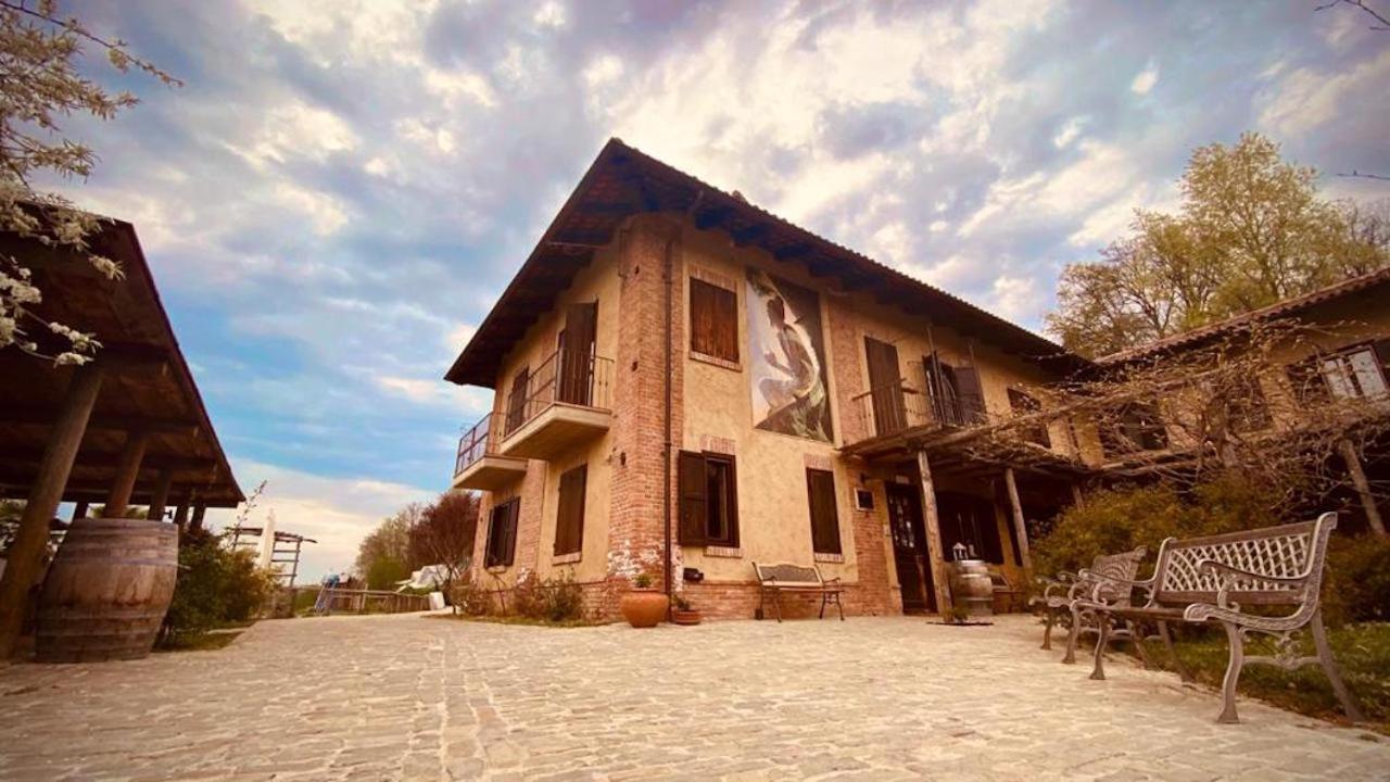 La Locanda Del Nocciolo Novello Exterior photo